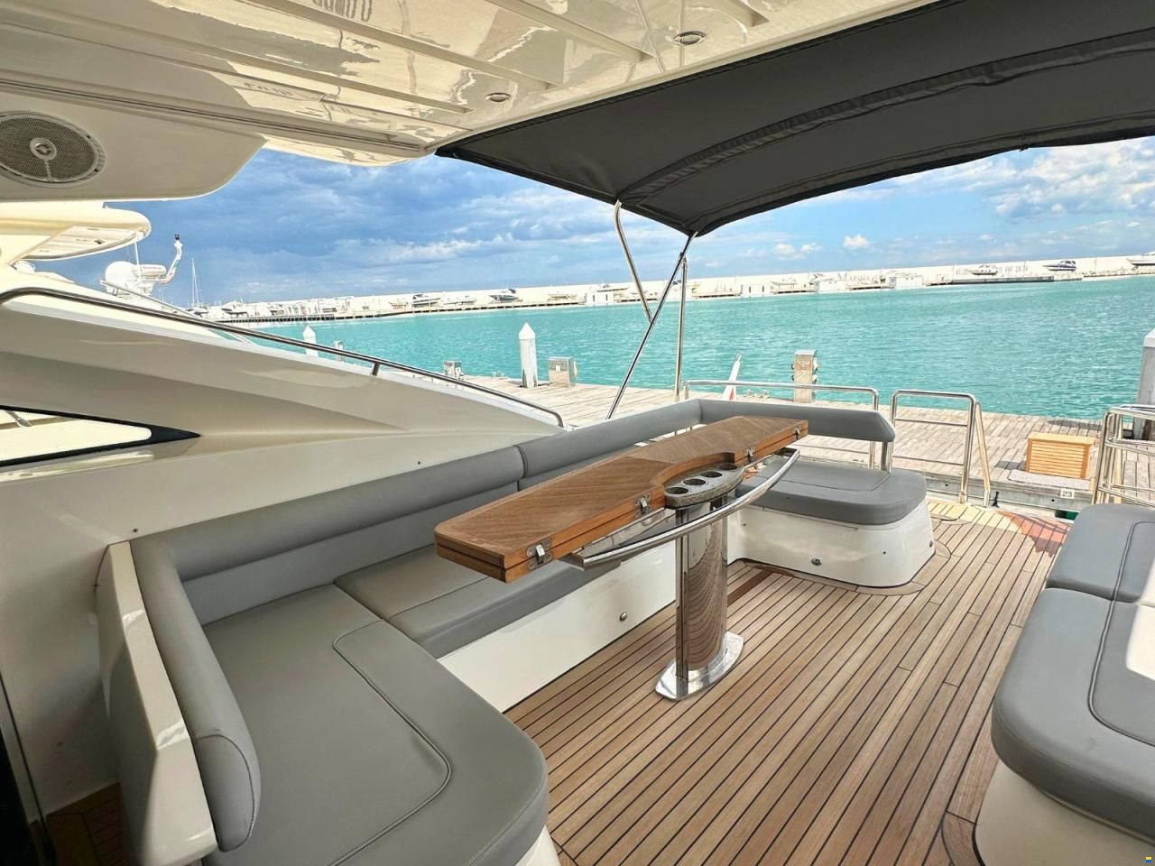 Princess V65