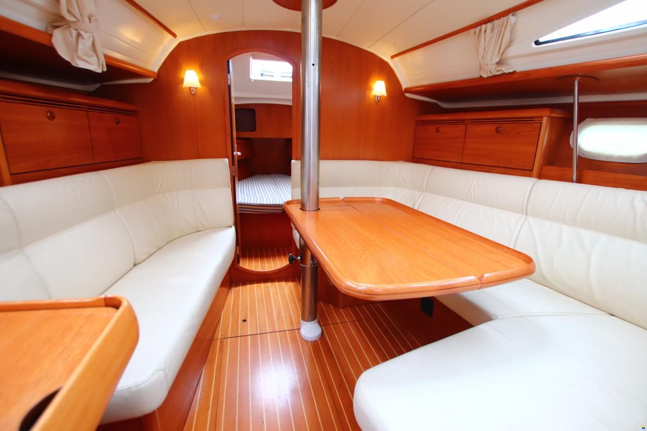 Jeanneau Sun Odyssey 35
