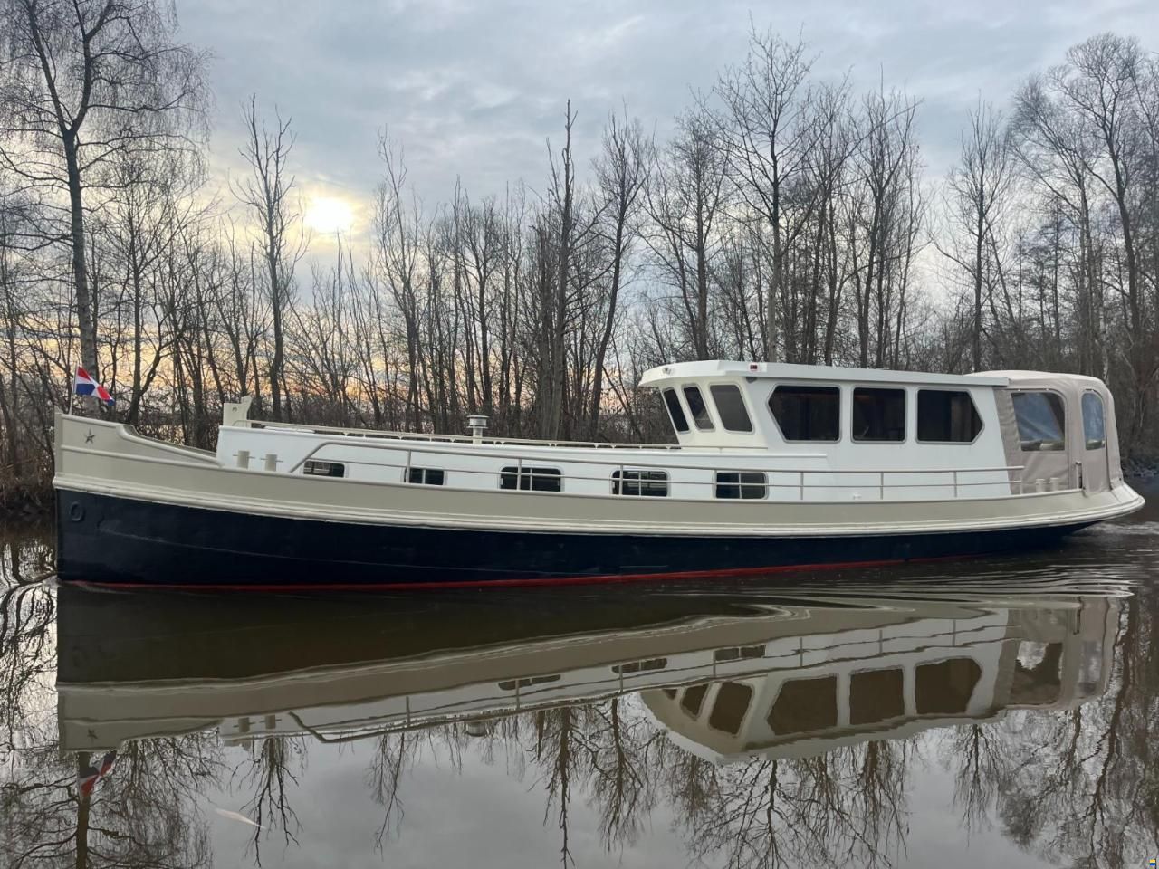 Luxe Motor 1500