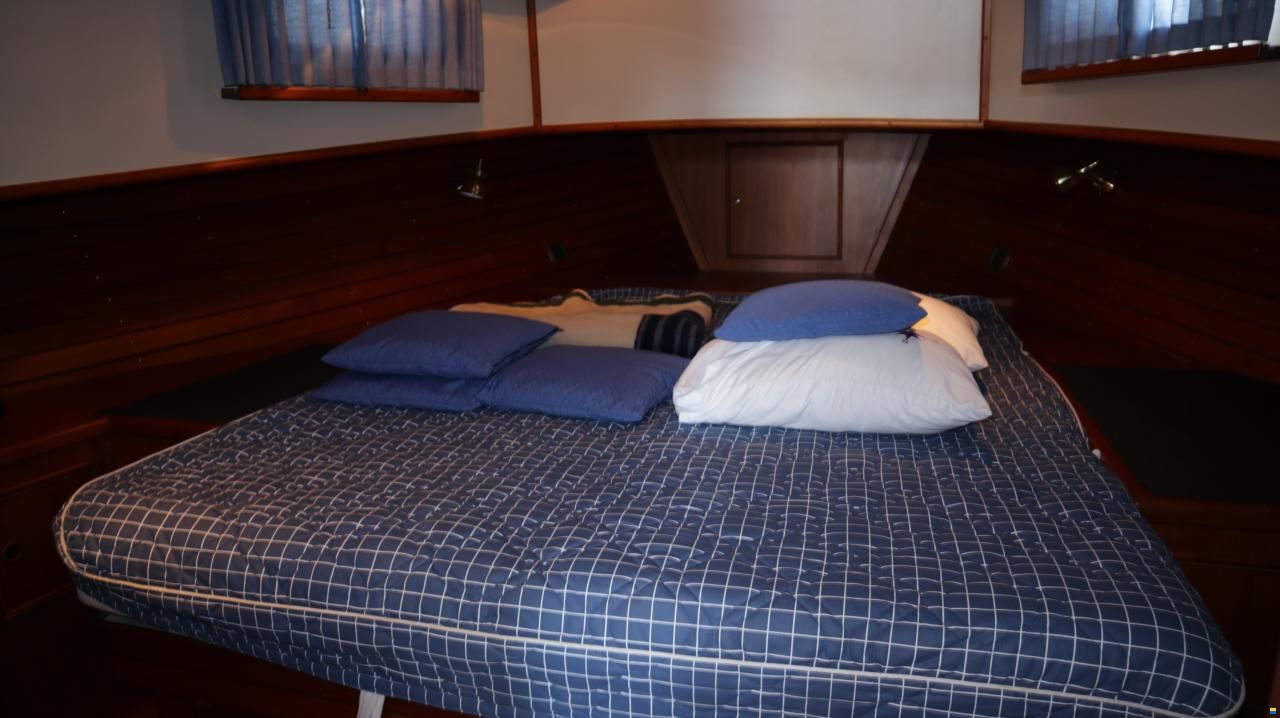 Grand Banks 42 EUROPA
