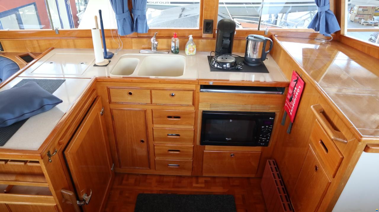 Grand Banks 42 EUROPA