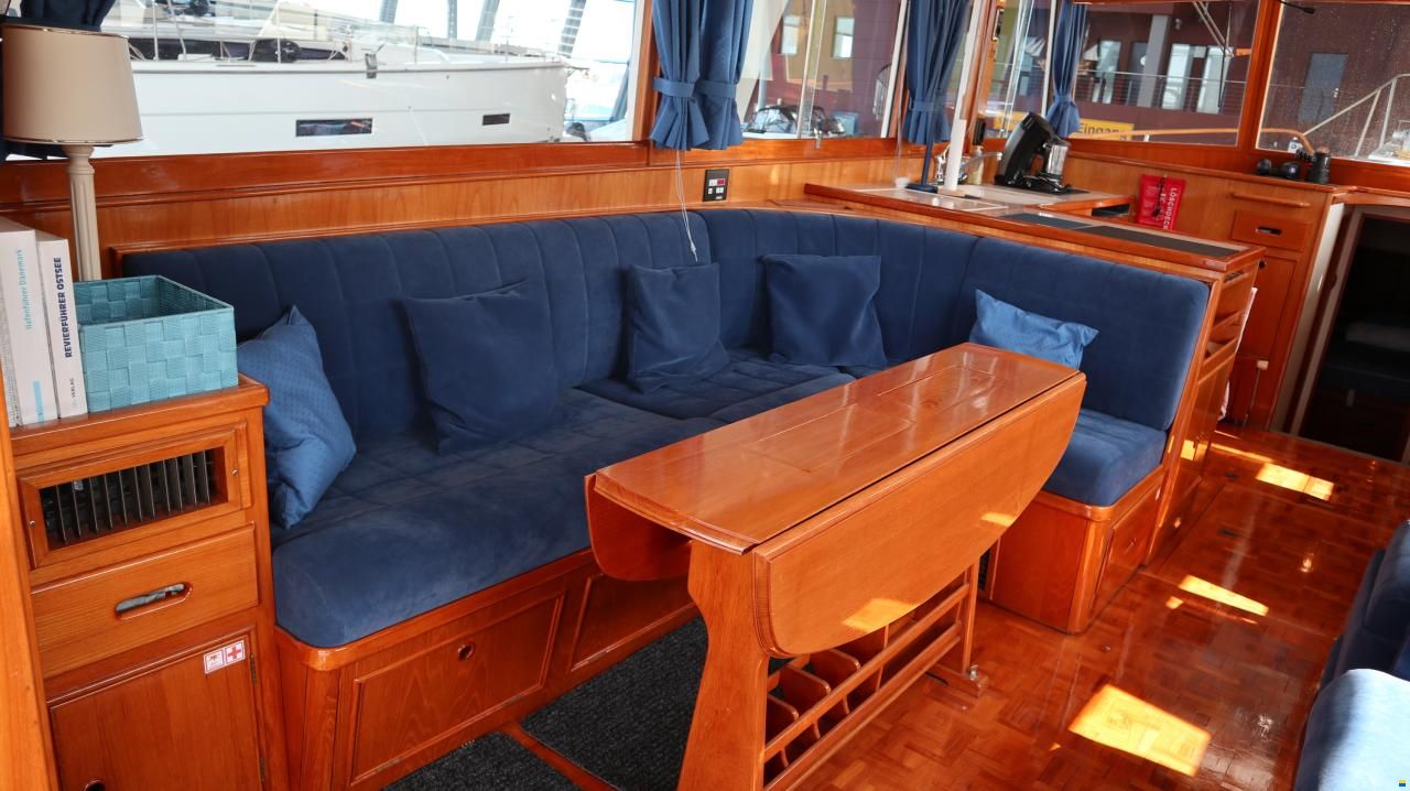 Grand Banks 42 EUROPA