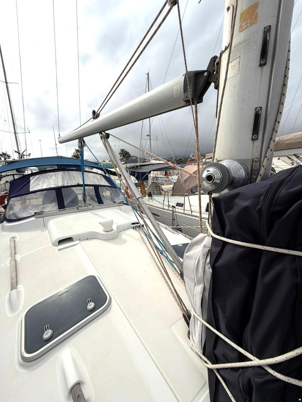 Beneteau Oceanis 381