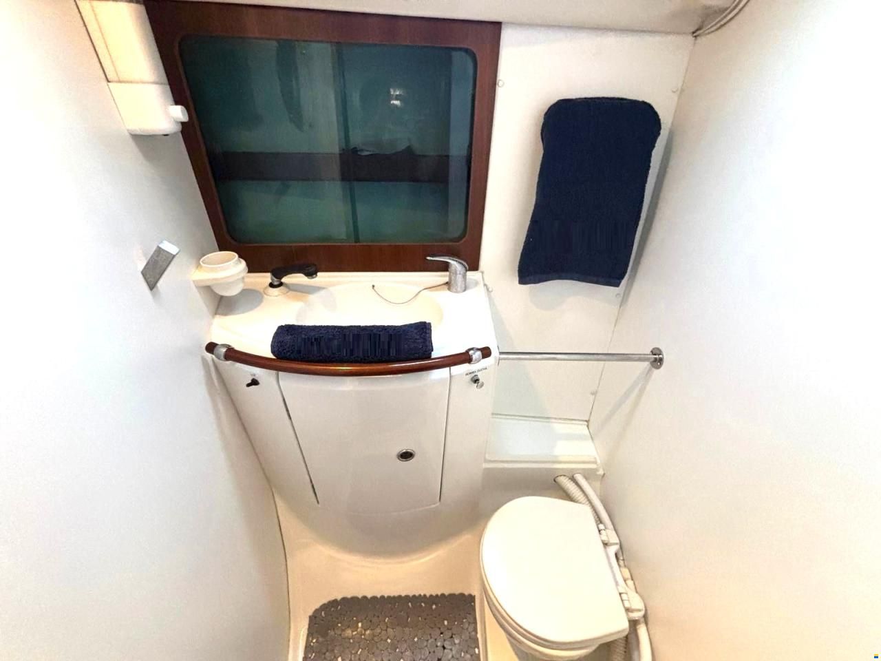 Beneteau Oceanis 381