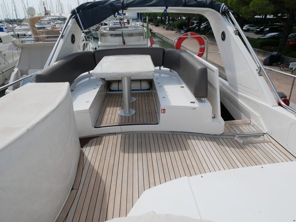 Sealine T50