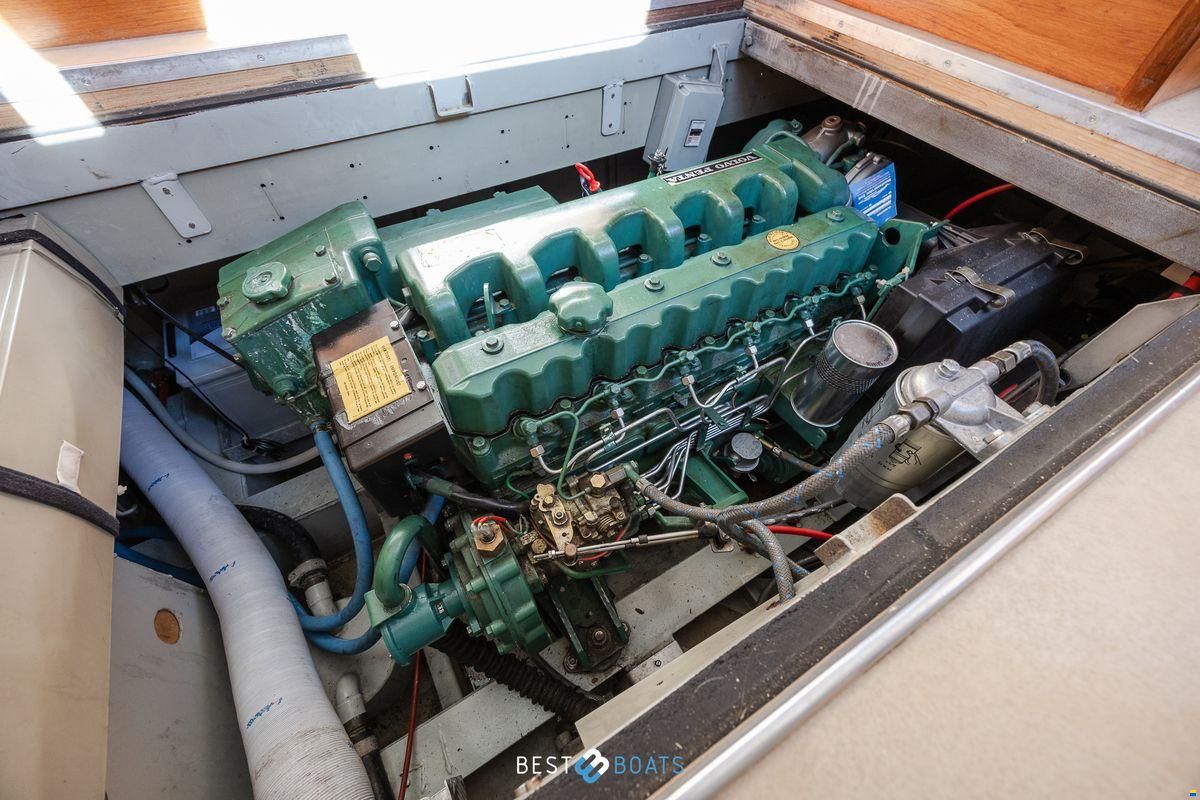 Linssen St. Jozef 1050 Salon AK-L
