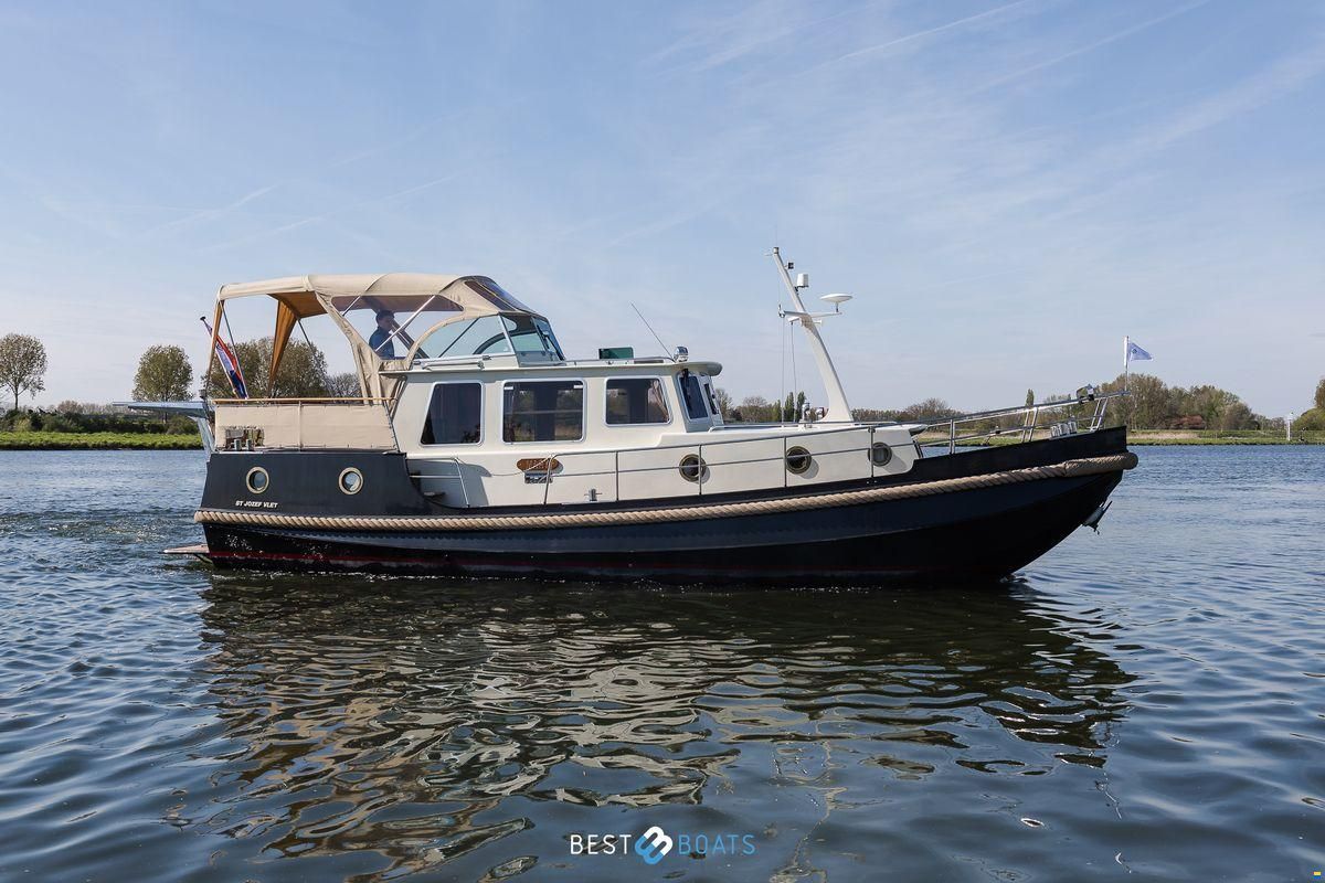 Linssen St. Jozef 1050 Salon AK-L