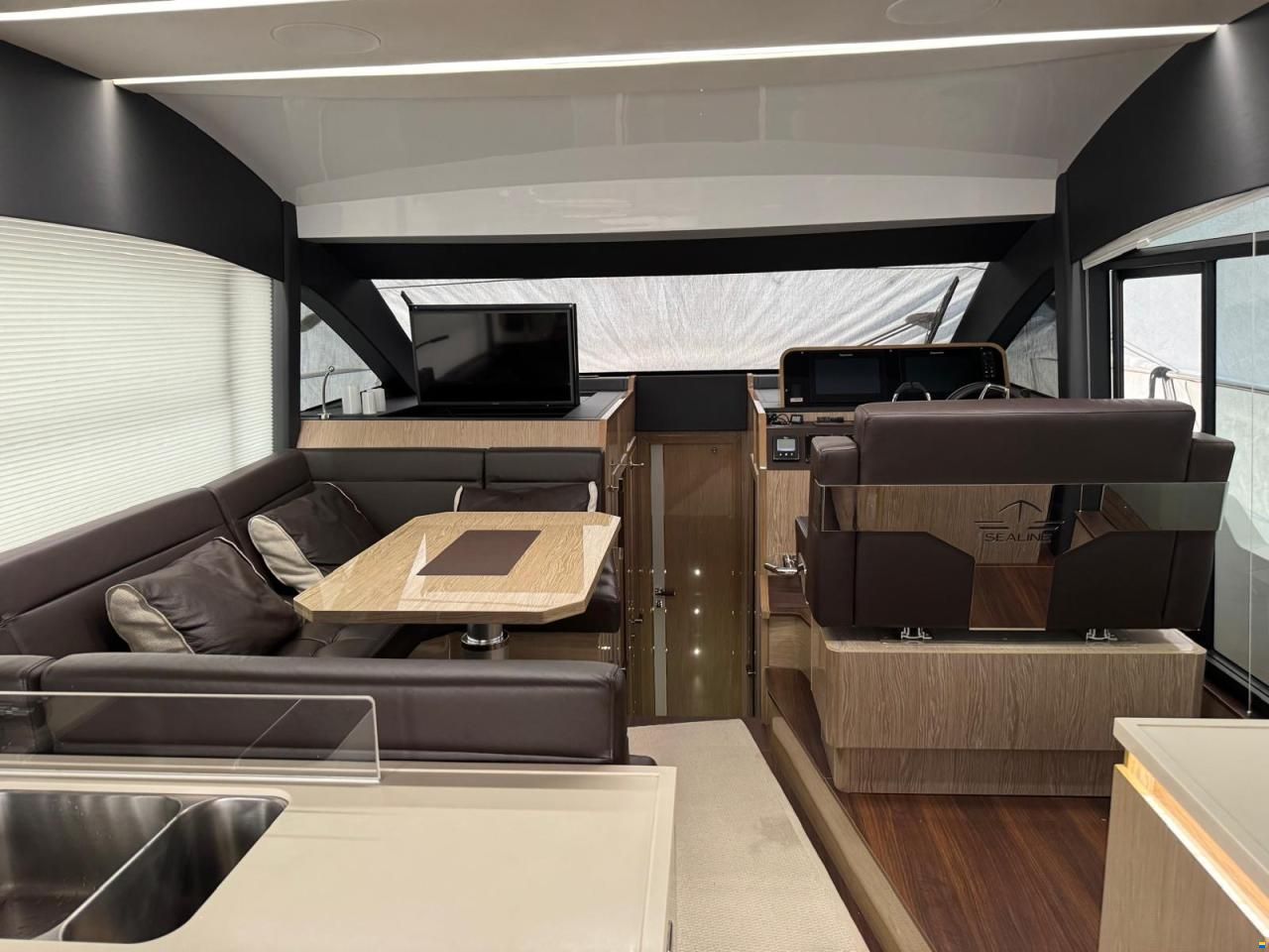 Sealine F 430