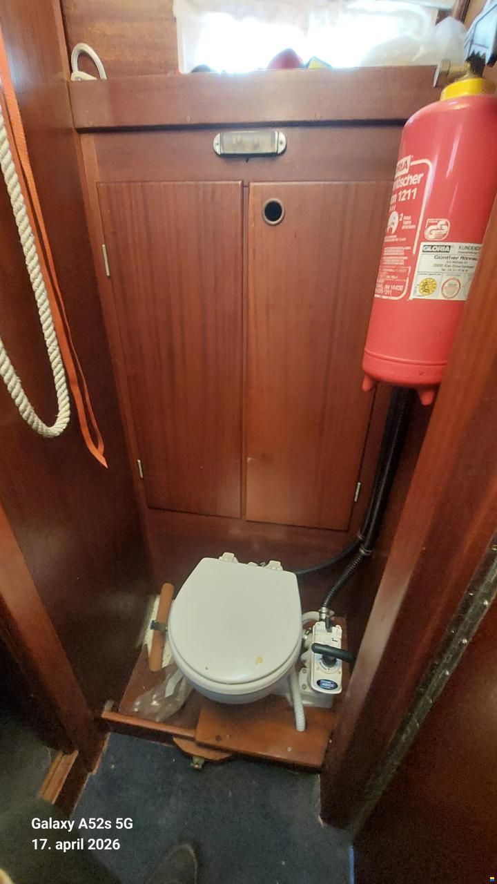 Hallberg-Rassy Mistral 33