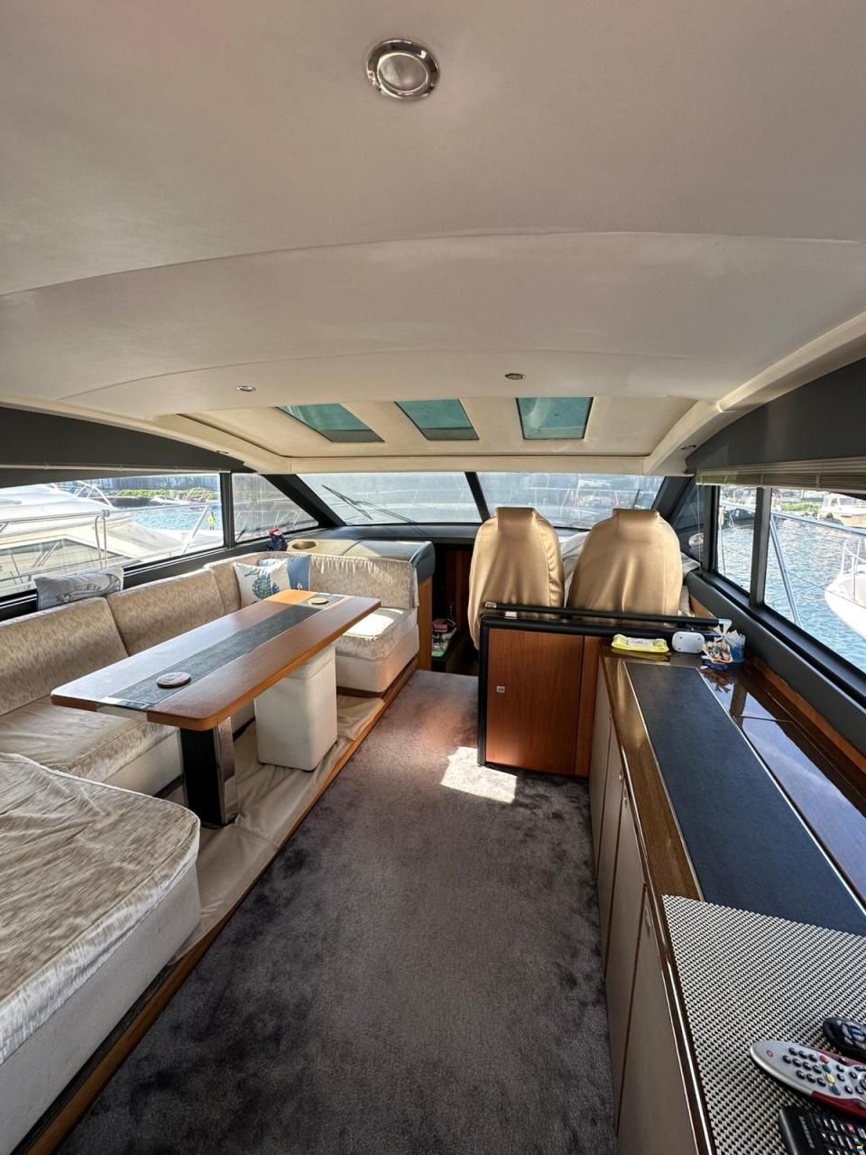Princess V52 2013-Keen Seller