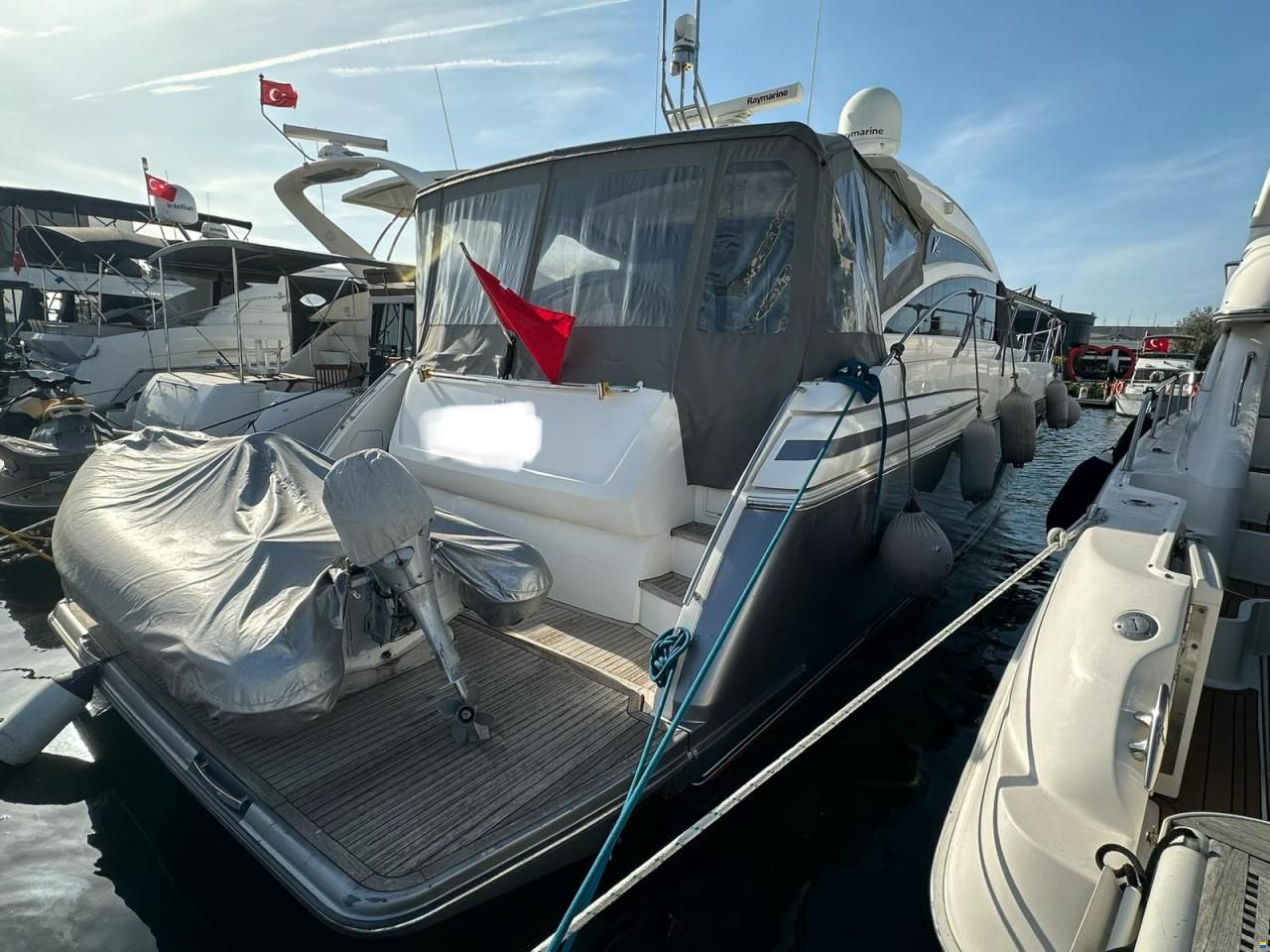 Princess V52 2013-Keen Seller