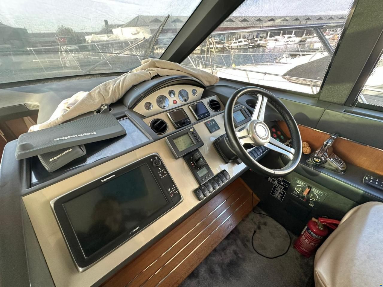 Princess V52 2013-Keen Seller