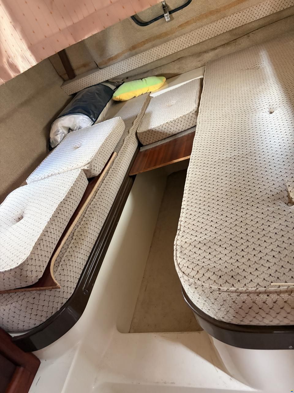 Sealine Confi 28 Family