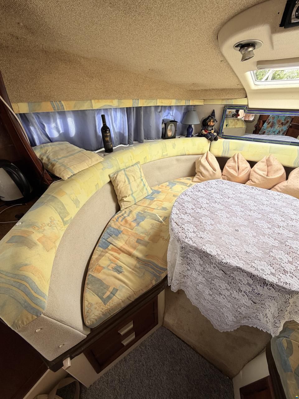 Sealine Confi 28 Family