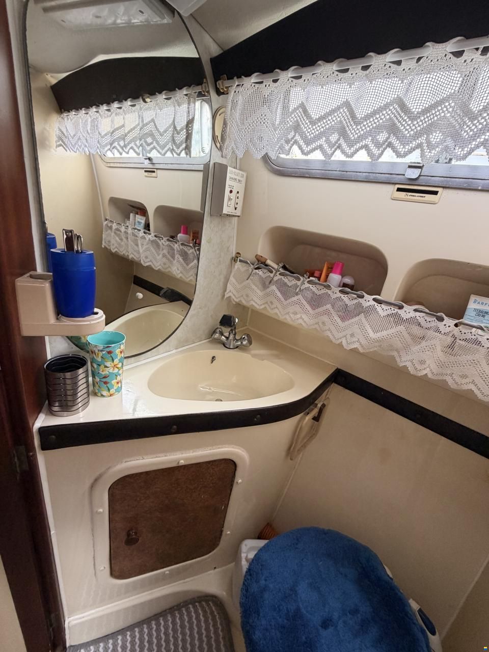Sealine Confi 28 Family