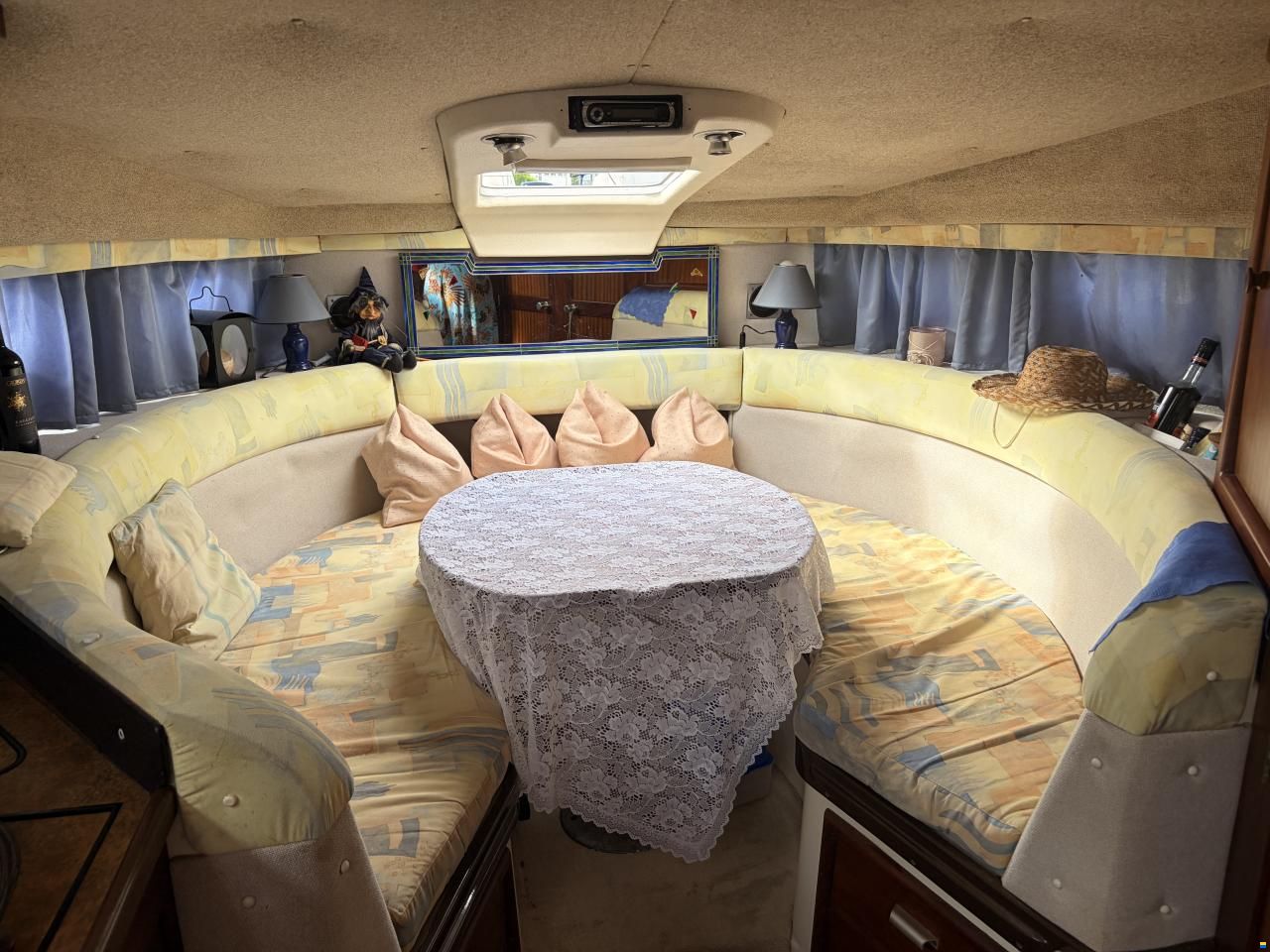 Sealine Confi 28 Family