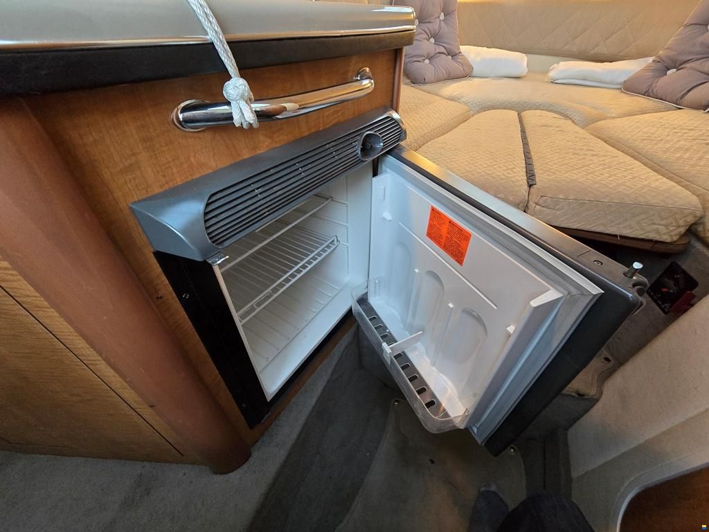 Sea Ray 240 DA Sundancer