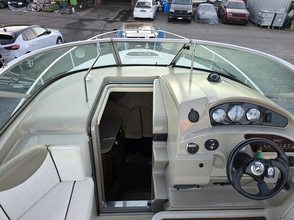 Sea Ray 240 DA Sundancer