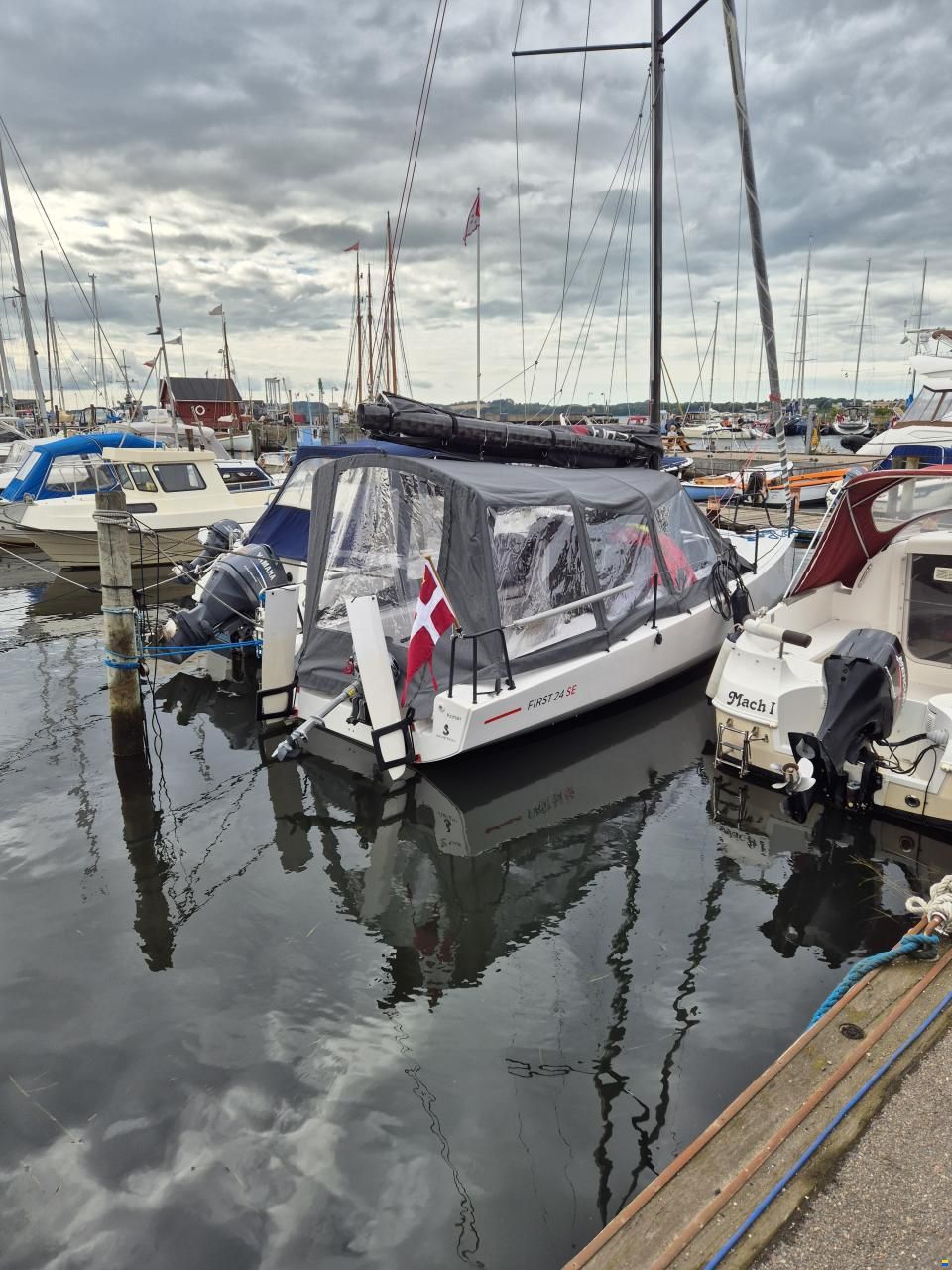 Beneteau First 24 SE