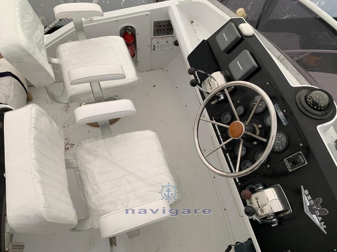 Bertram Yacht 28' SF