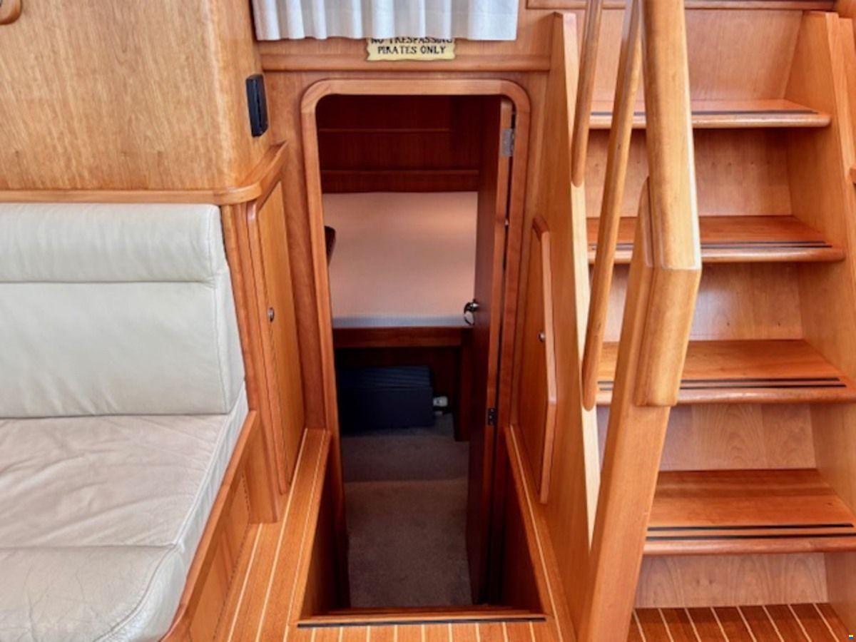 Linssen Grand Sturdy 410 AC Twin