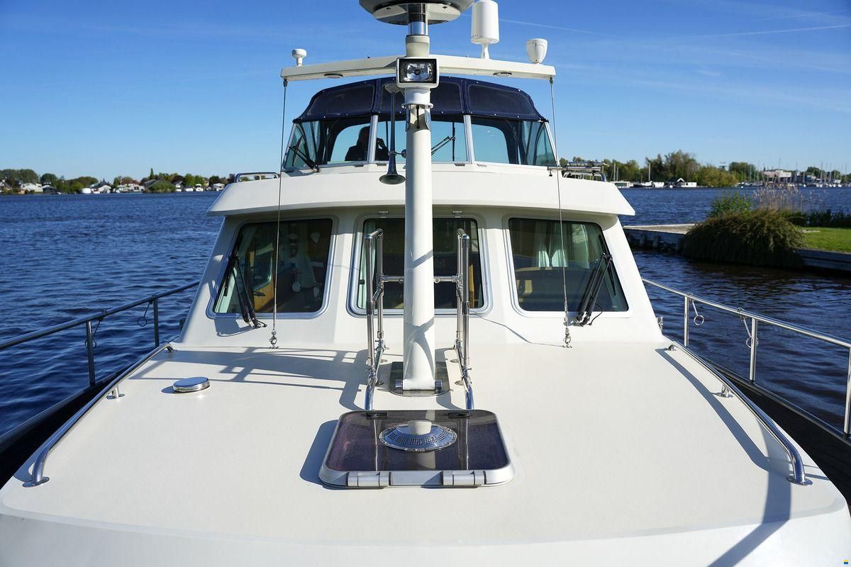 Linssen Grand Sturdy 410 AC Twin