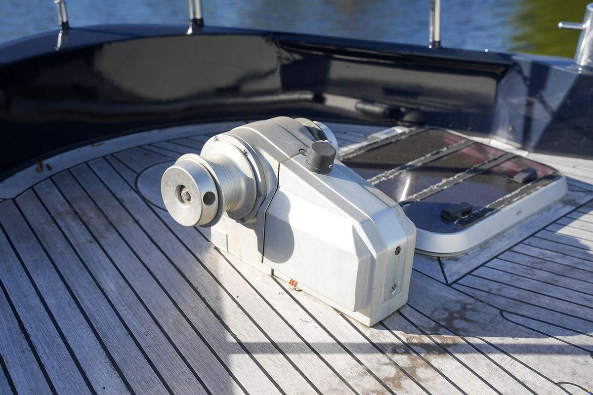 Linssen Grand Sturdy 410 AC Twin