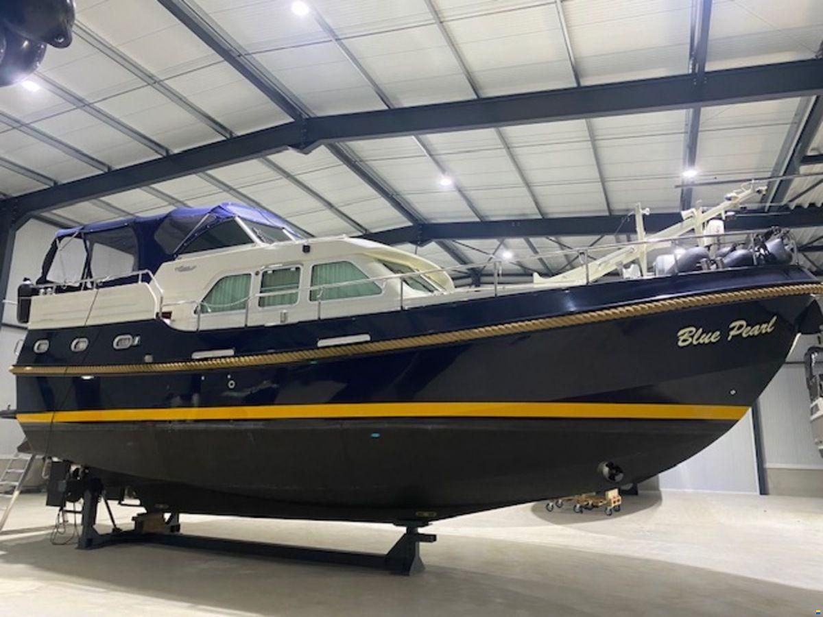 Linssen Grand Sturdy 410 AC Twin