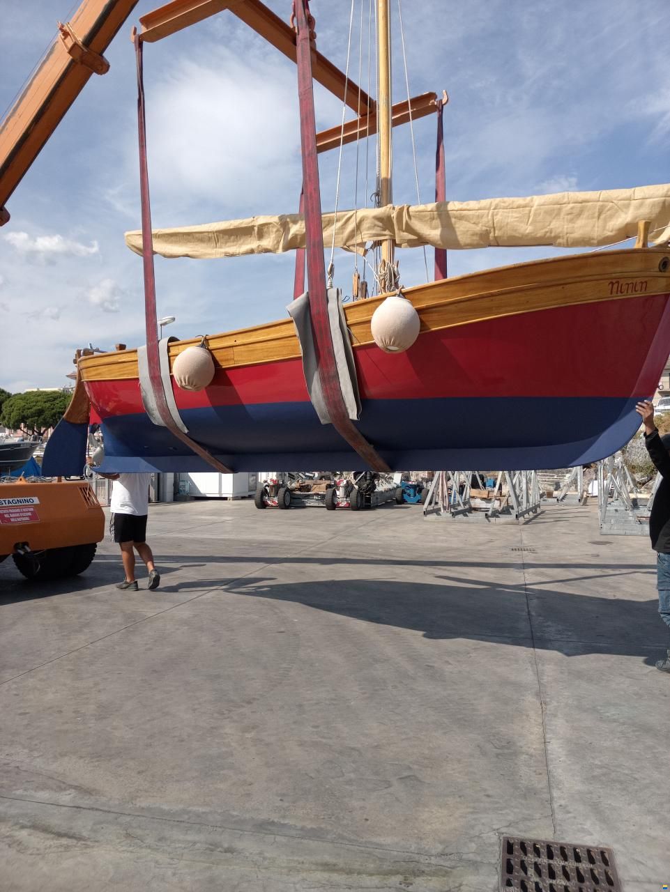 Gozzo a vela latina