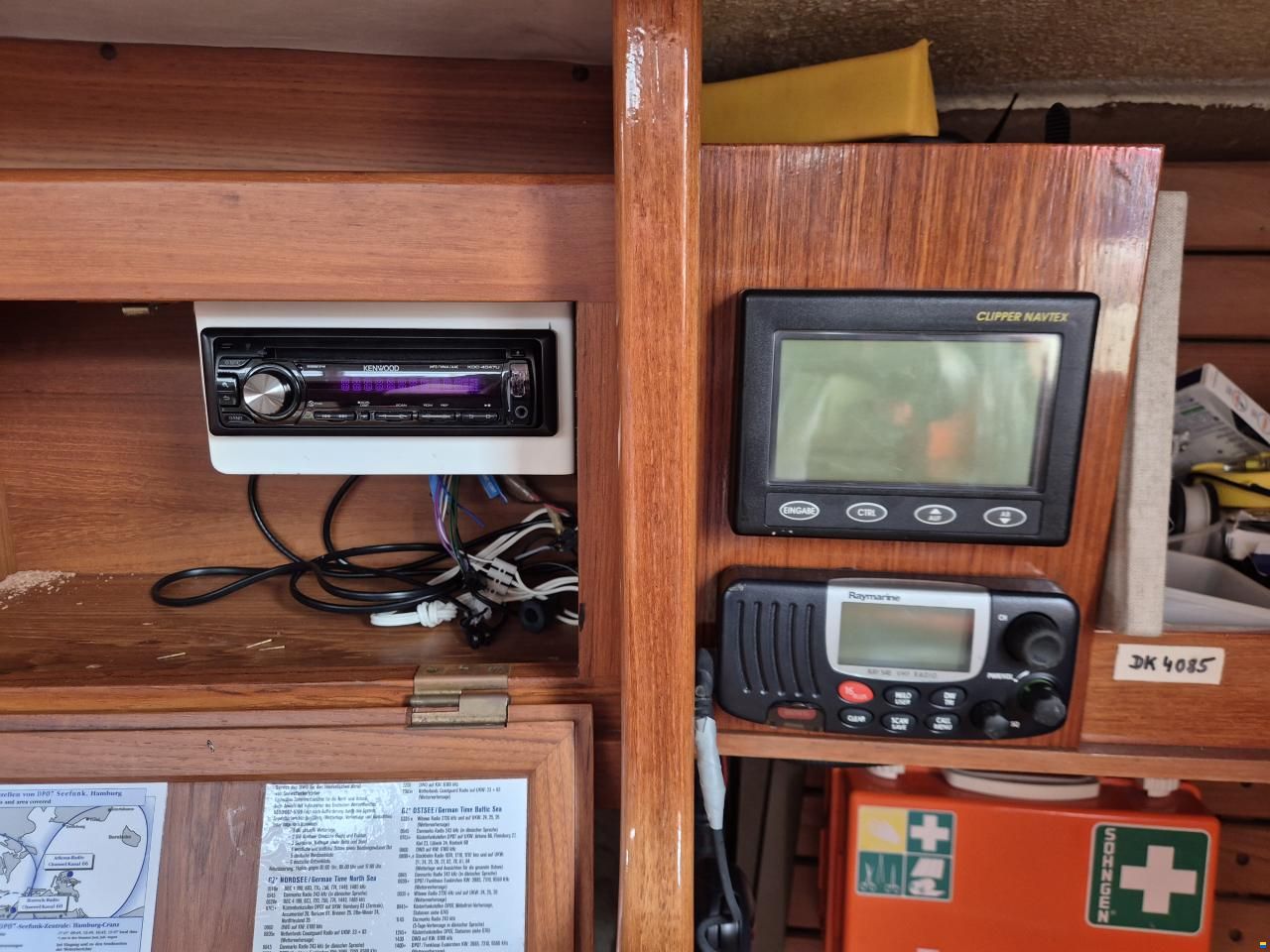 Granada 858