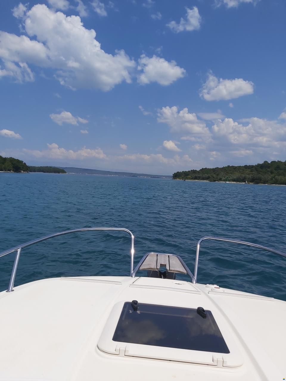 Bayliner VR5 Cuddy