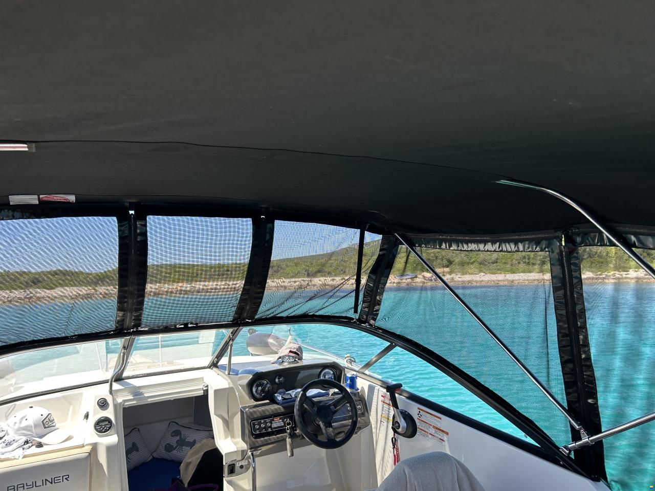Bayliner VR5 Cuddy