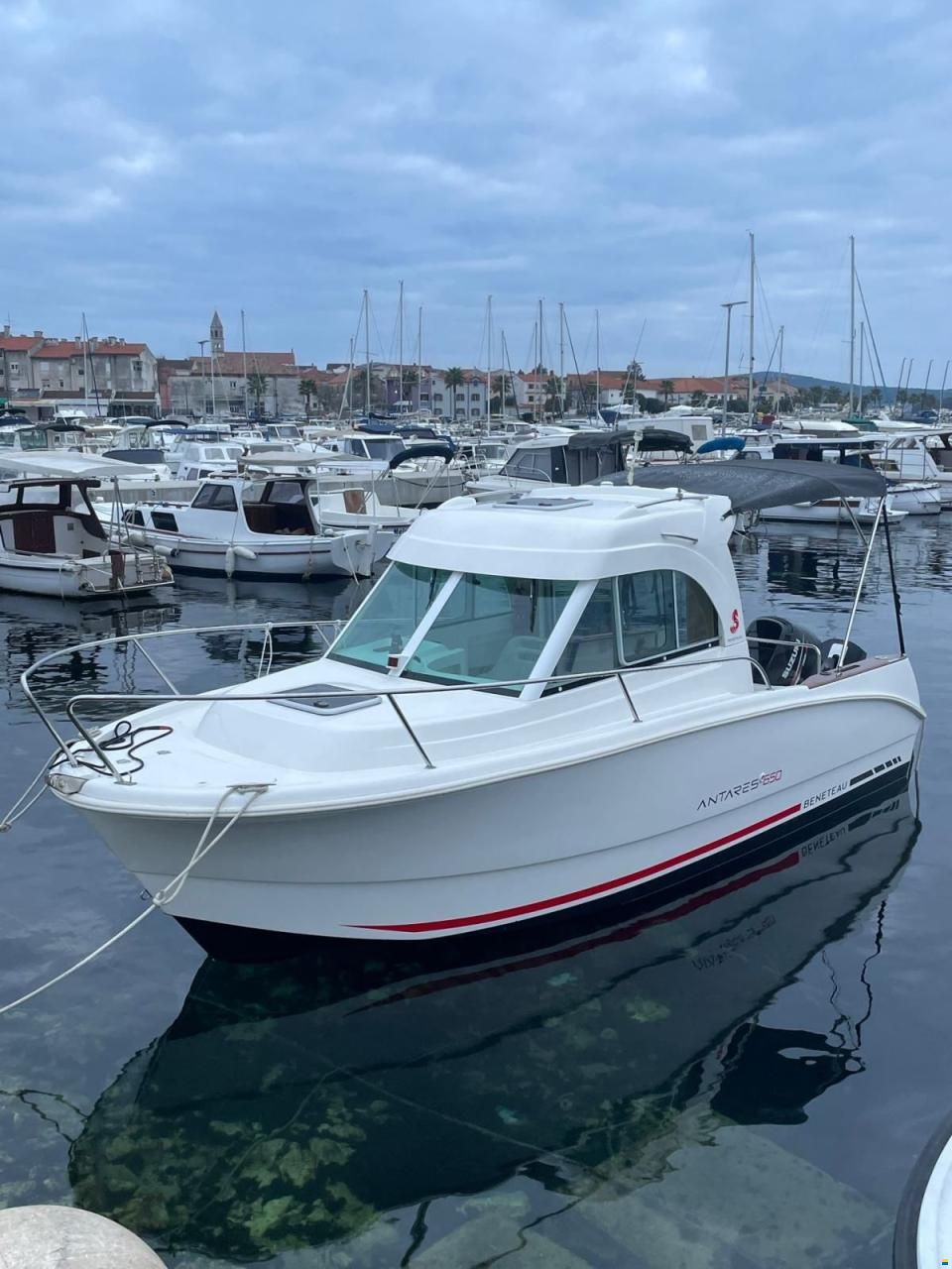 Beneteau Antares 650