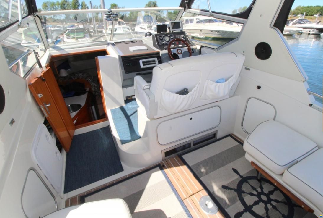 Fjord Dolphin 775