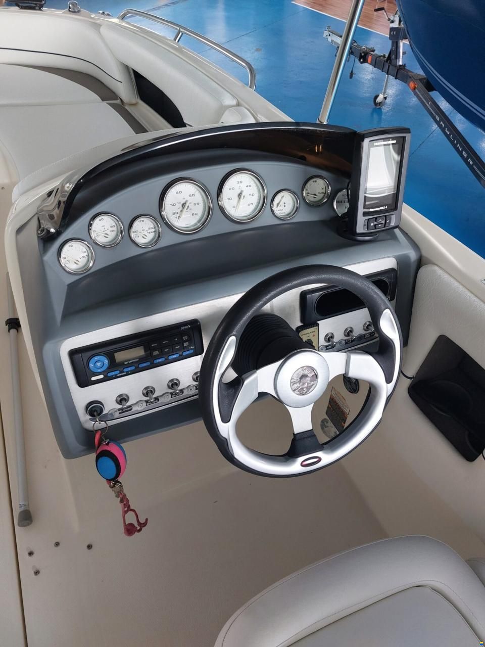 Bayliner 217