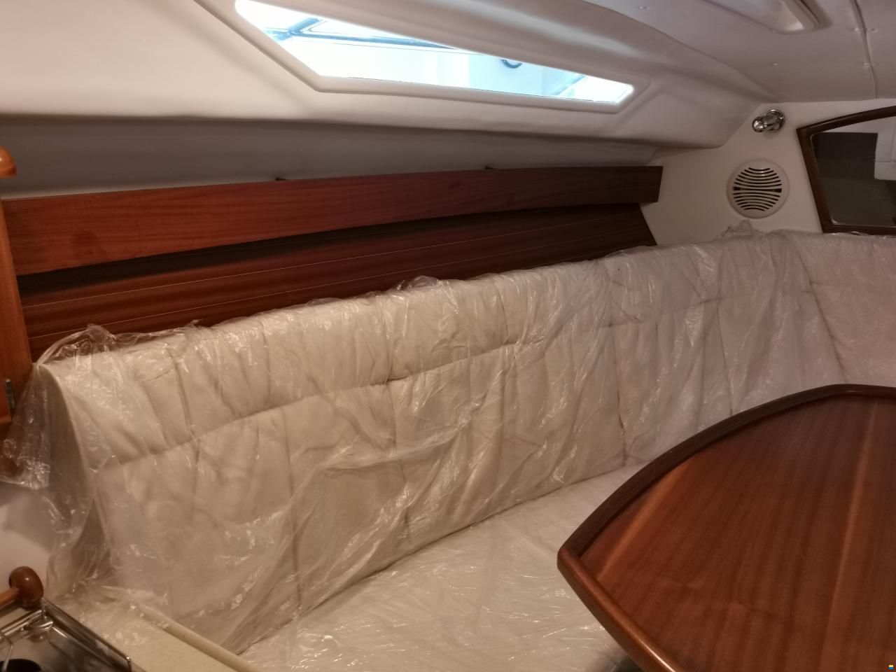 Quicksilver 890