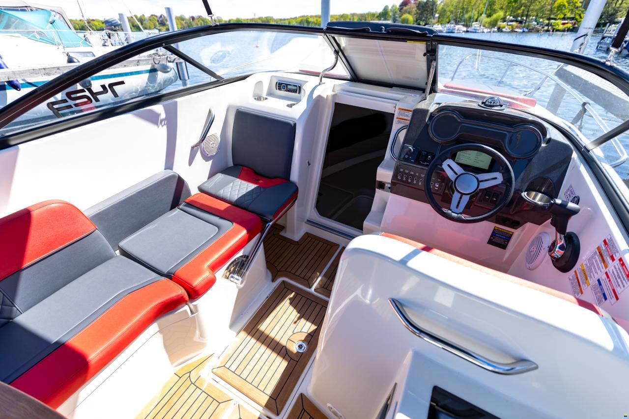 Bayliner 742 R Edition