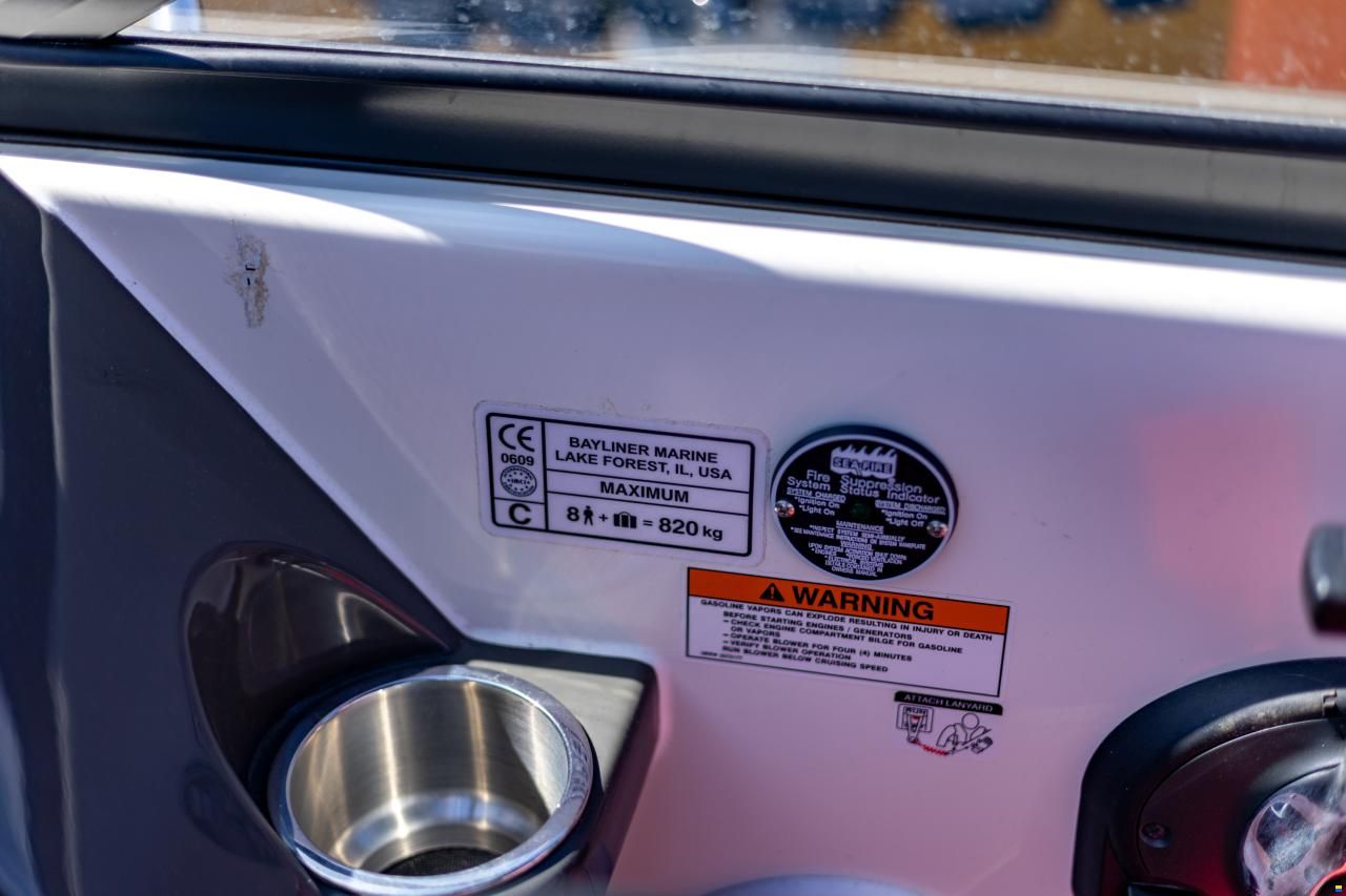 Bayliner 742 R Edition