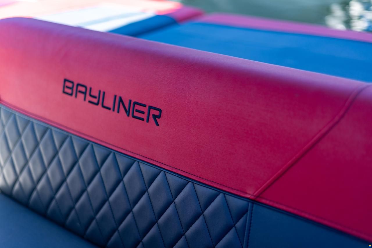 Bayliner 742 R Edition