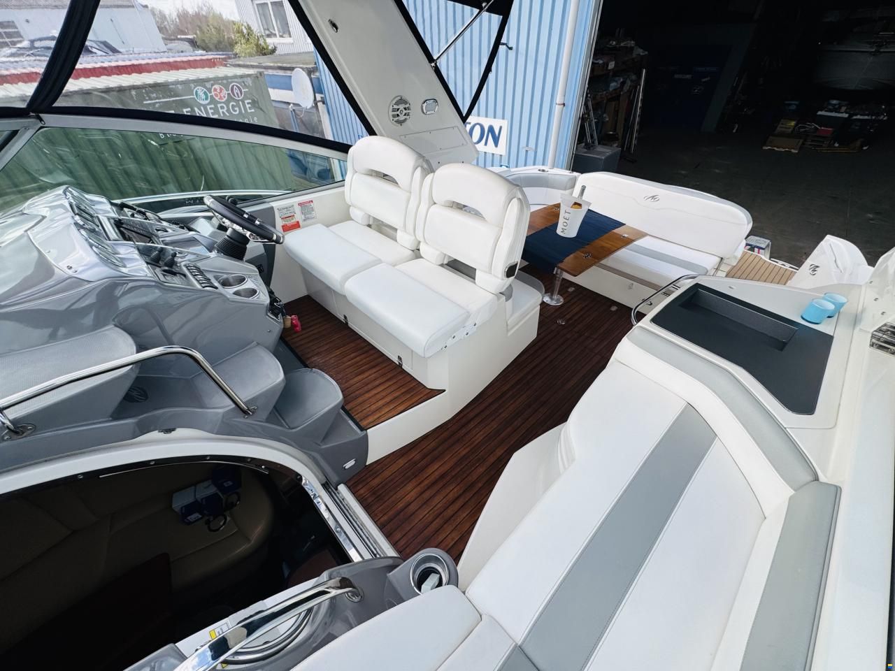 Monterey 330 355 Sport Yacht