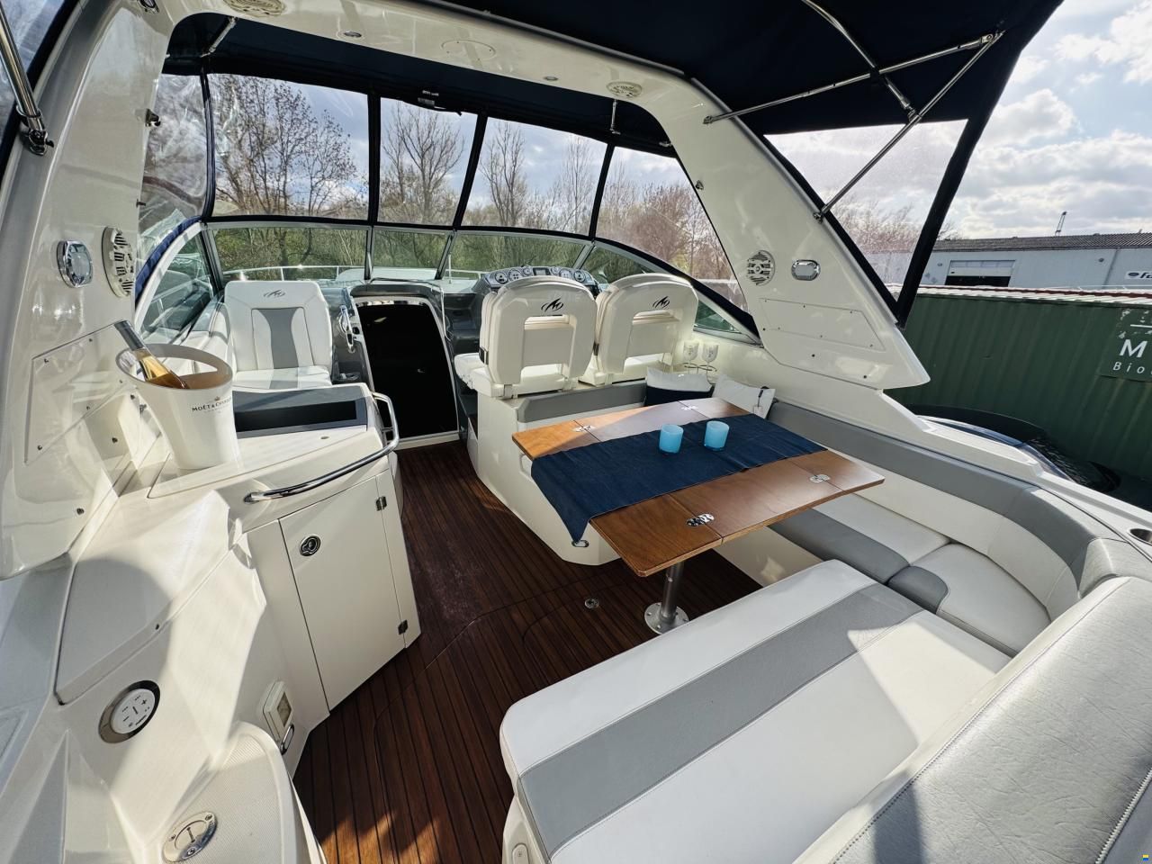 Monterey 330 355 Sport Yacht
