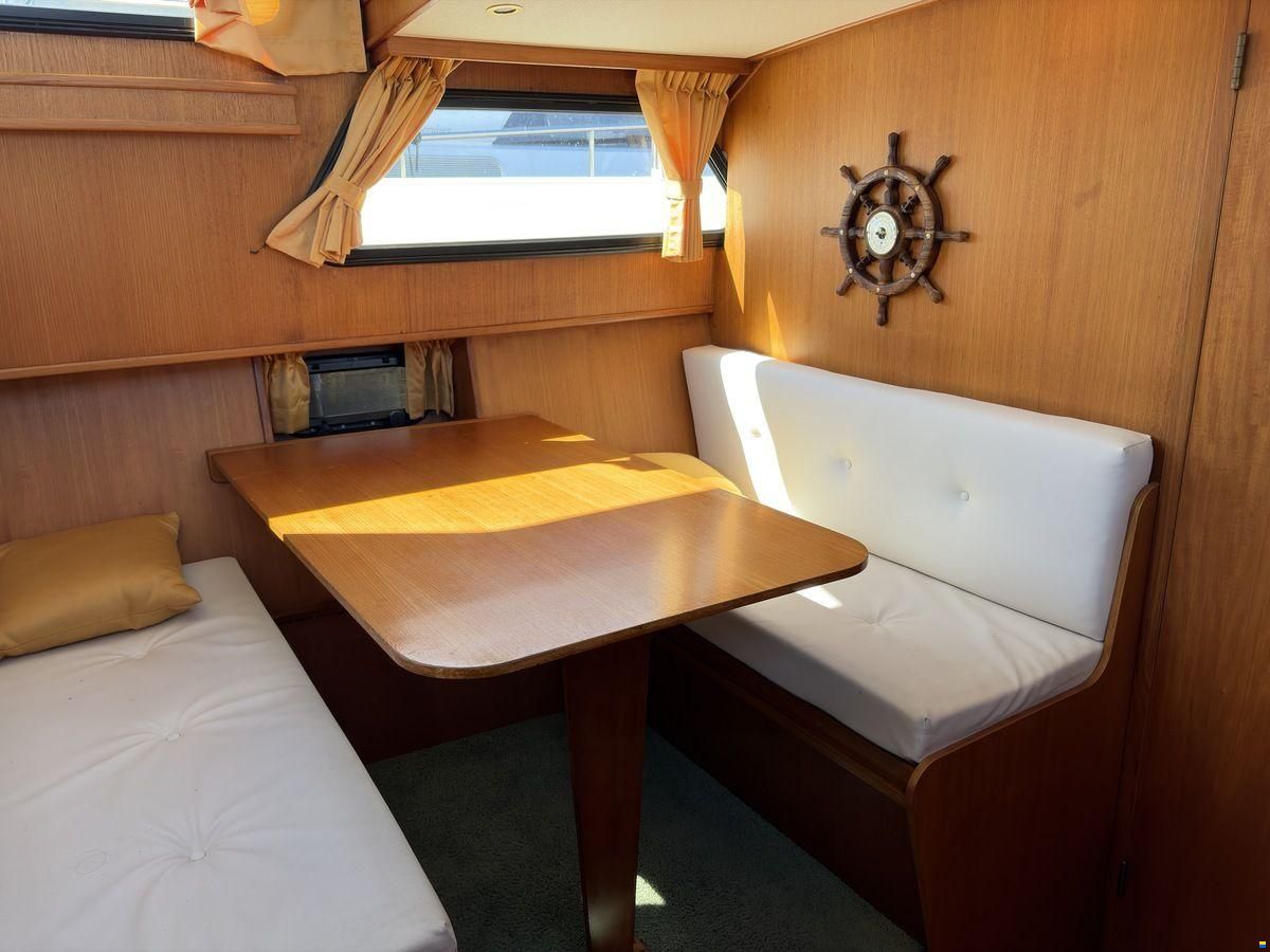Jacabo 10.25 SL