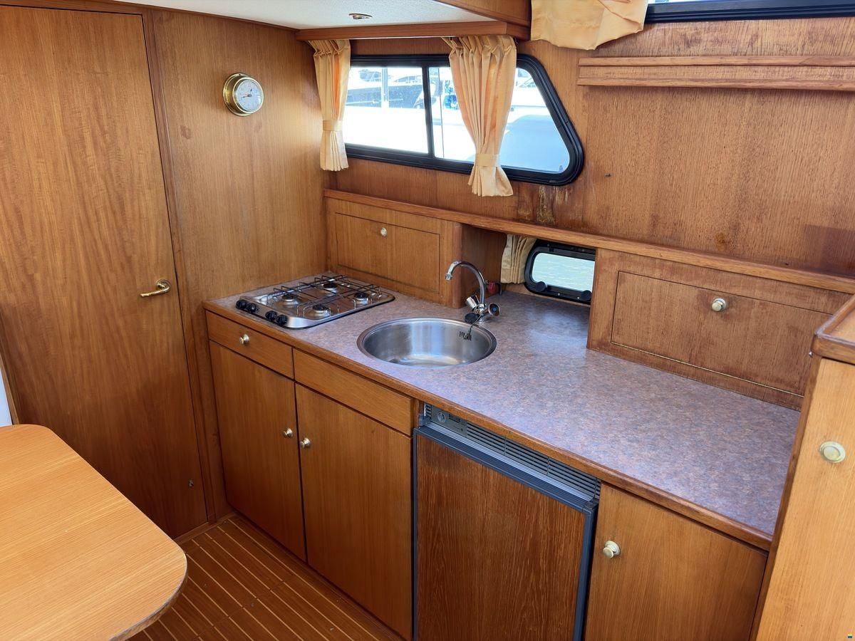 Jacabo 10.25 SL