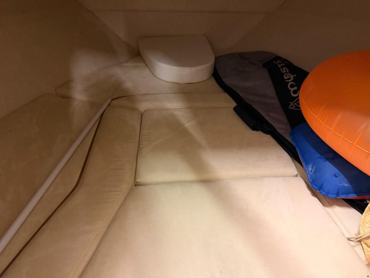 Sea Ray 220 SSE