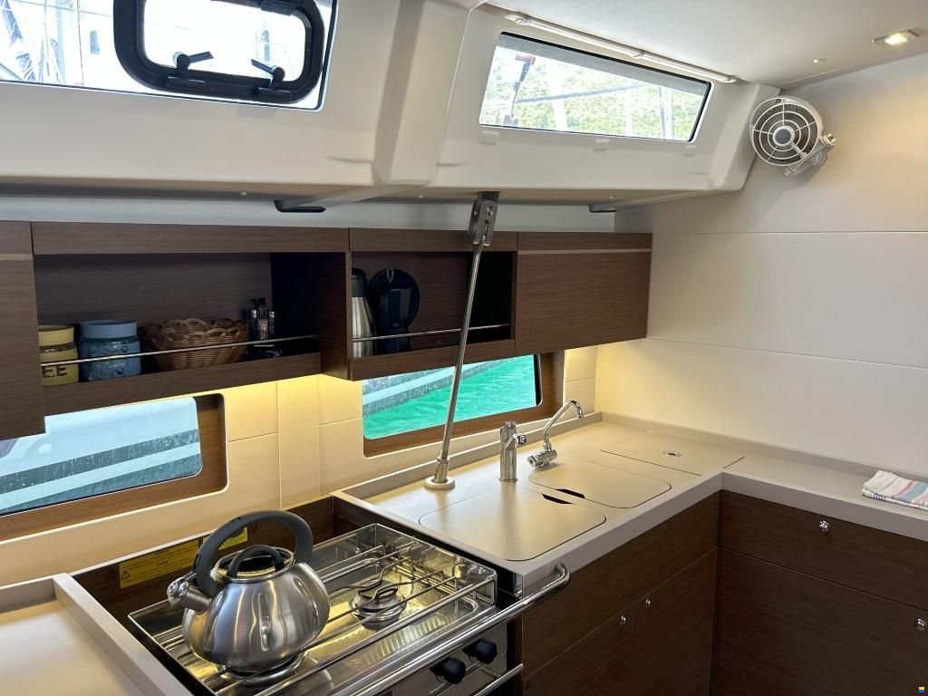 Beneteau Oceanis 46.1