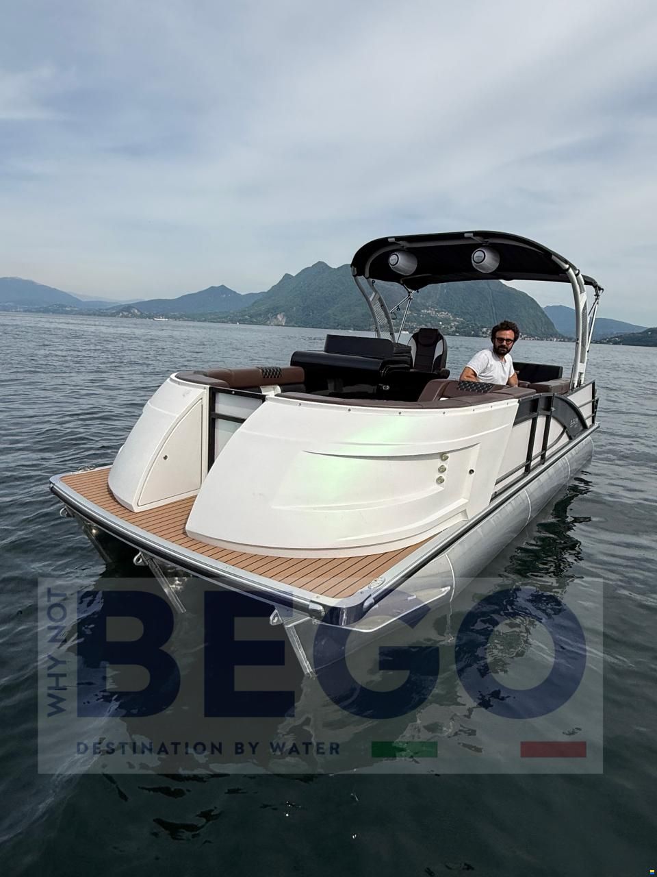 Old Lake Marine PONTOON SENZA PATENTE