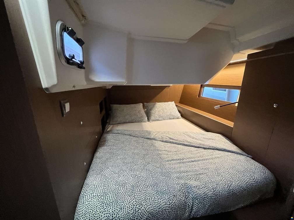 Beneteau Oceanis 46.1