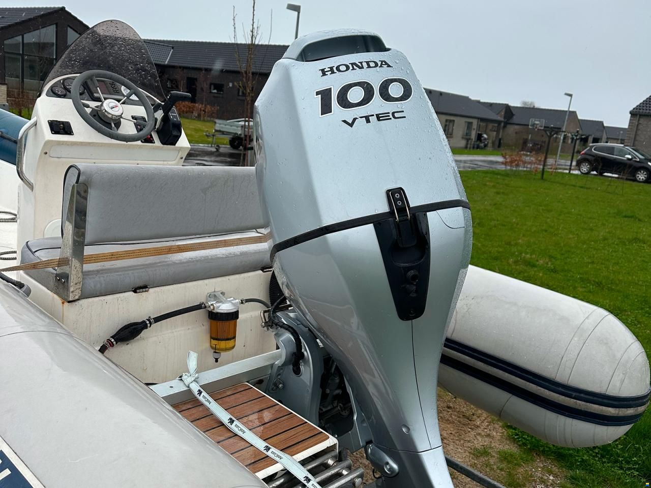 Valiant V520