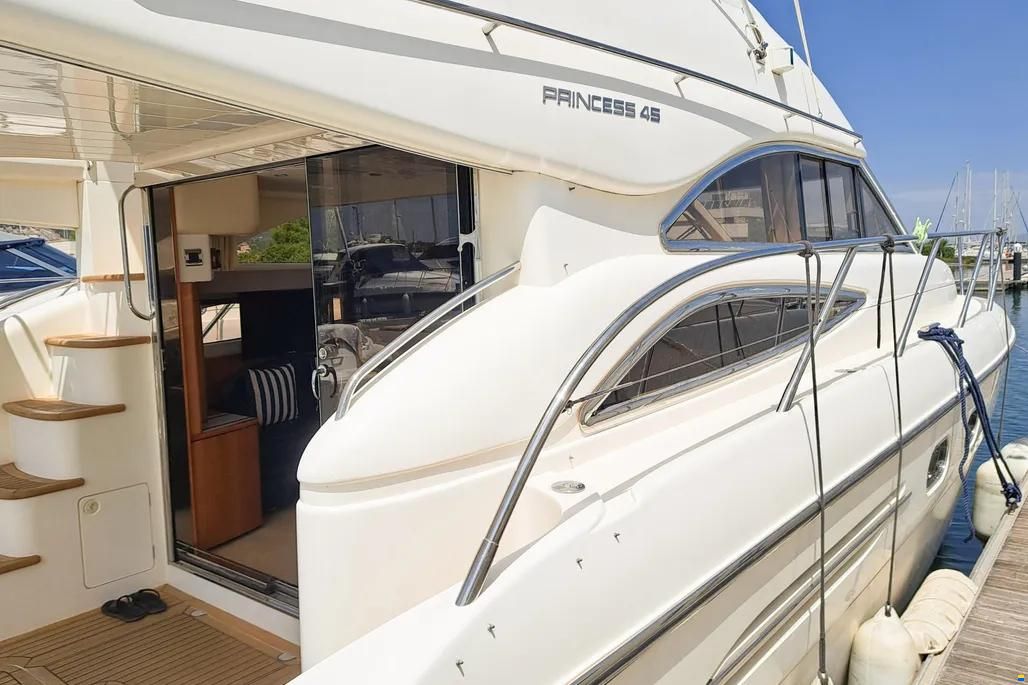 Princess 45 Flybridge