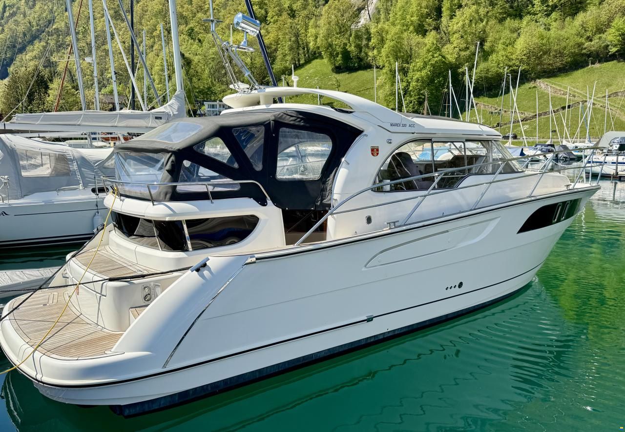 Marex 320 AFT Cabin Cruiser